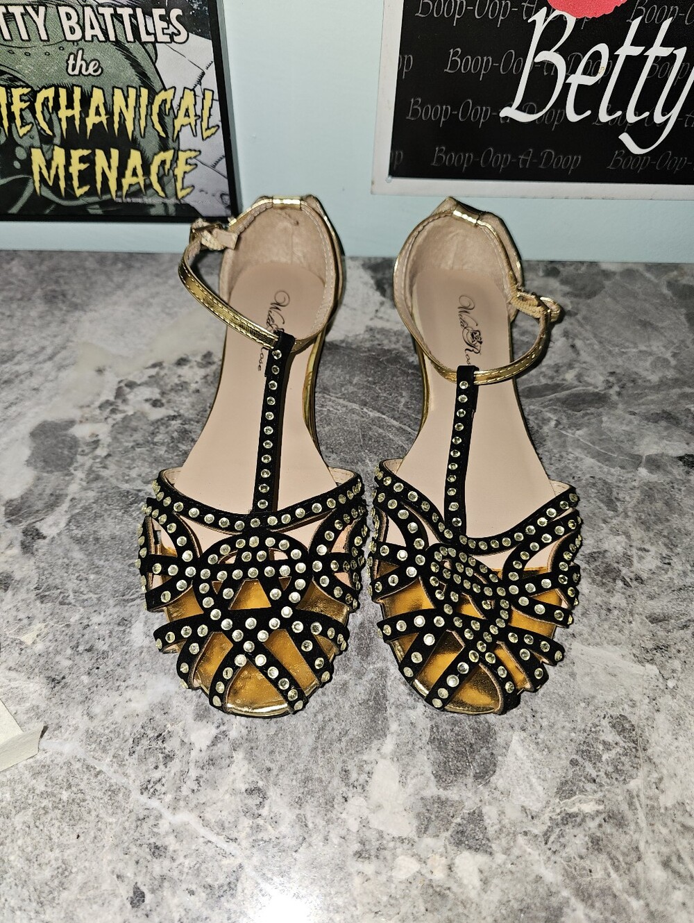 Vince Camuto Black and Gold Studded T-Strap Sandals